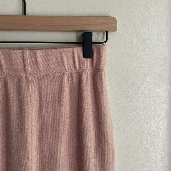 Reformation Cirrus Crop Straight Leg Knit Pants - Picture 4 of 13